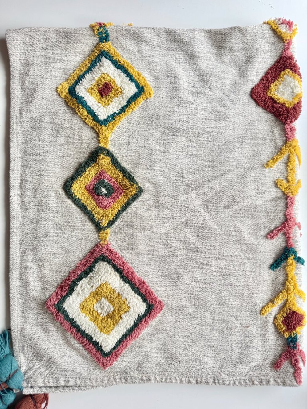 PASSPORT TO INDIA Boho Tufted Diamond Cotton Tasseled 62"x 58" Throw Blanket